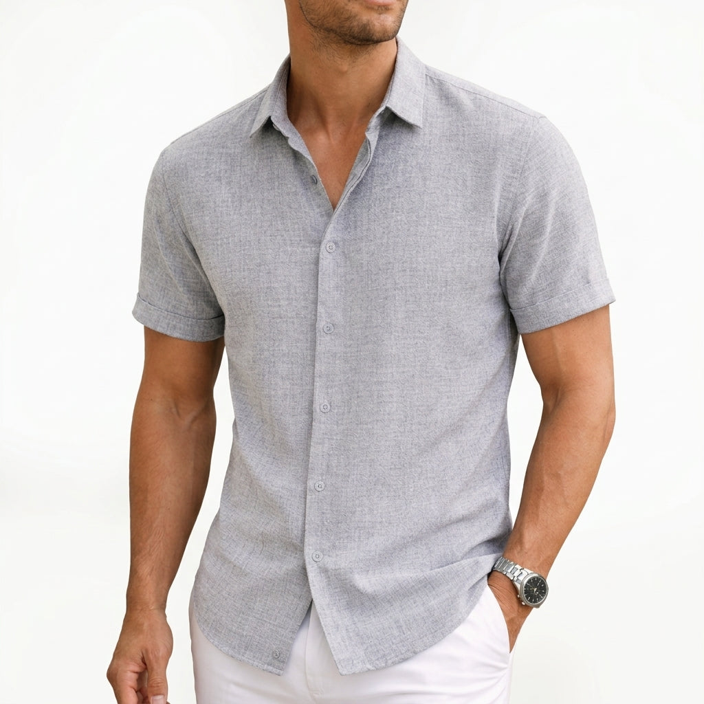 Men's grey cotton shirt with short sleeves, tailored fit and structured spread collar