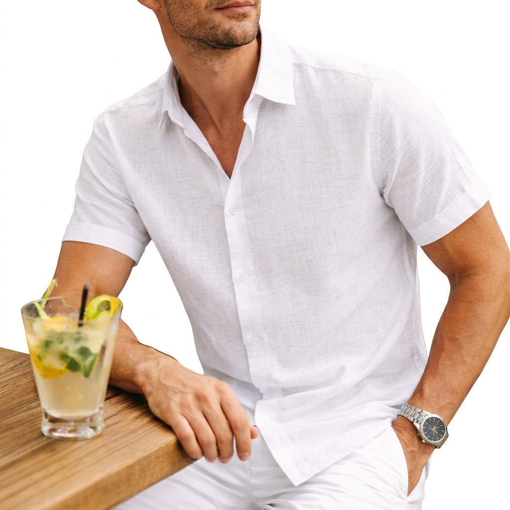 Men's white cotton shirt with short sleeves, tailored fit and structured spread collar